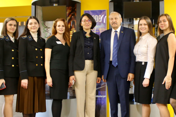 SPE President Shauna Noonan and SPE Regional Director Aizhana Jussupbekova visited Gubkin University SPE President Shauna Noonan and SPE Regional Director Aizhana Jussupbekova visited Gubkin University