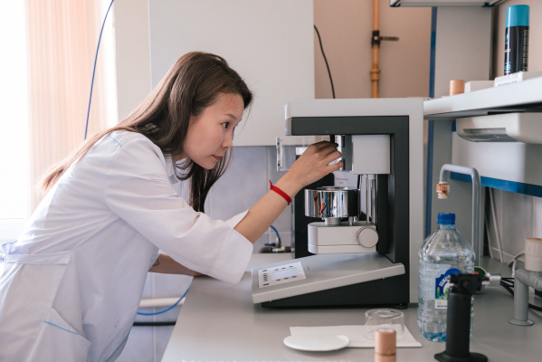 Faculty of Research and Academic Personnel and High Qualification Personnel Faculty of Research and Academic Personnel and High Qualification Personnel