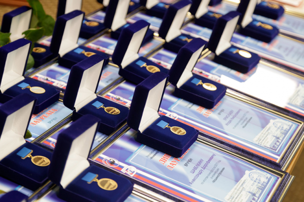 Gubkin University faculty members became the winners of the All-Russian Competitions “Engineer of the Year – 2020” and “Hope of Russia” Gubkin University faculty members became the winners of the All-Russian Competitions “Engineer of the Year – 2020” and “Hope of Russia”